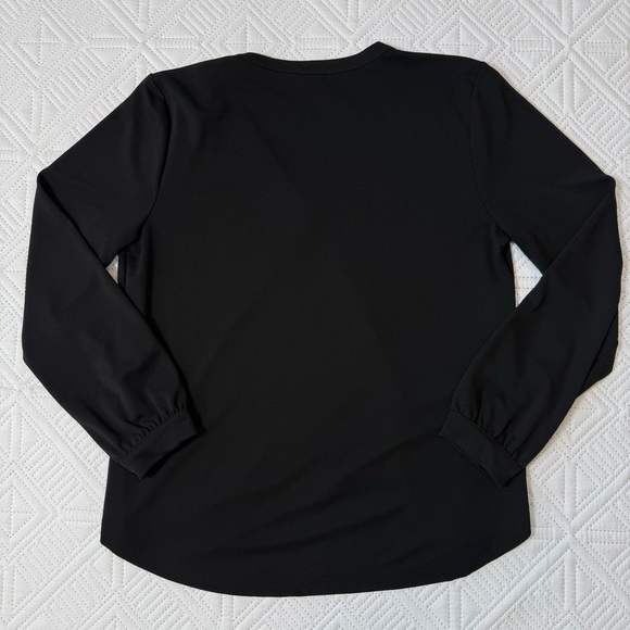 Ann Taylor V-Neck Long Sleeve Blouse Size SP - Picture 2 of 9